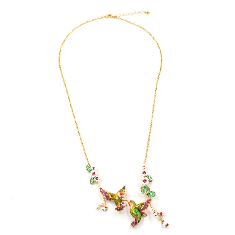 Colar de beija -flores duplos com Weigela Hortensis