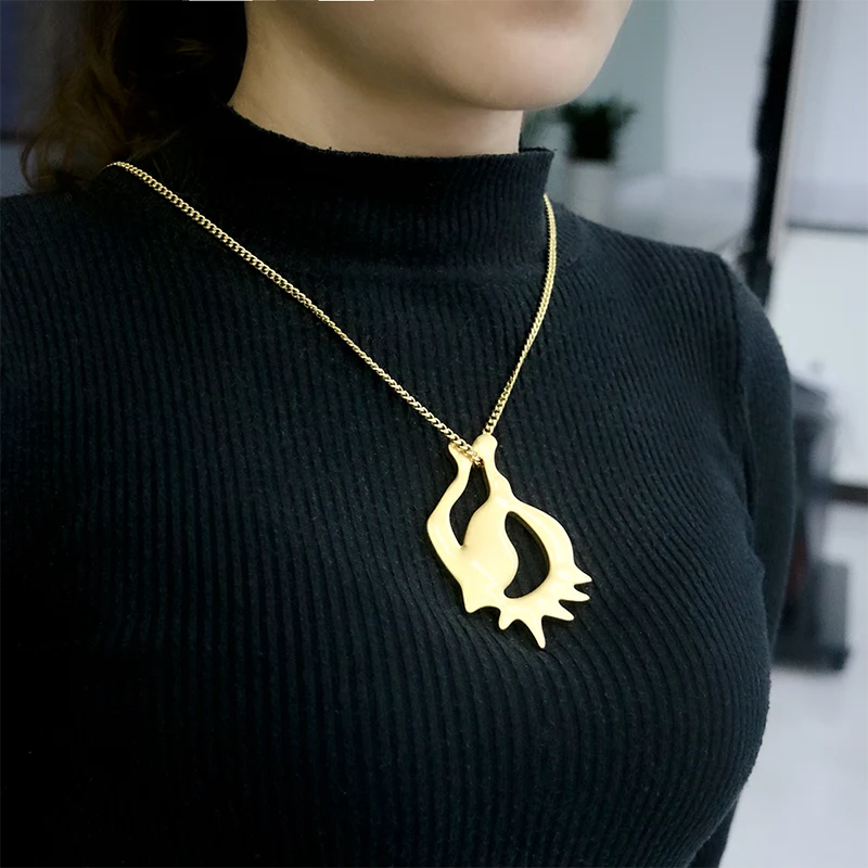 Cadeia de camisola pendente irregular