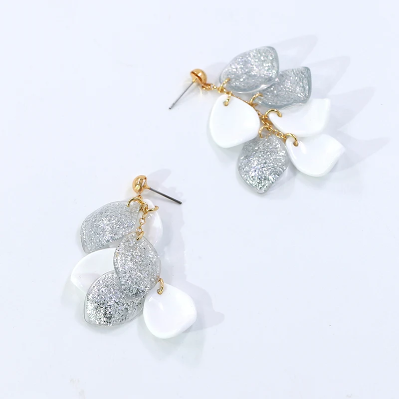 Brincos escamosos de resina glitter